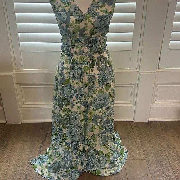 Elie Tahari | Dresses | Elie Tahari Blue And Green Floral Maxi Dress |  Poshmark